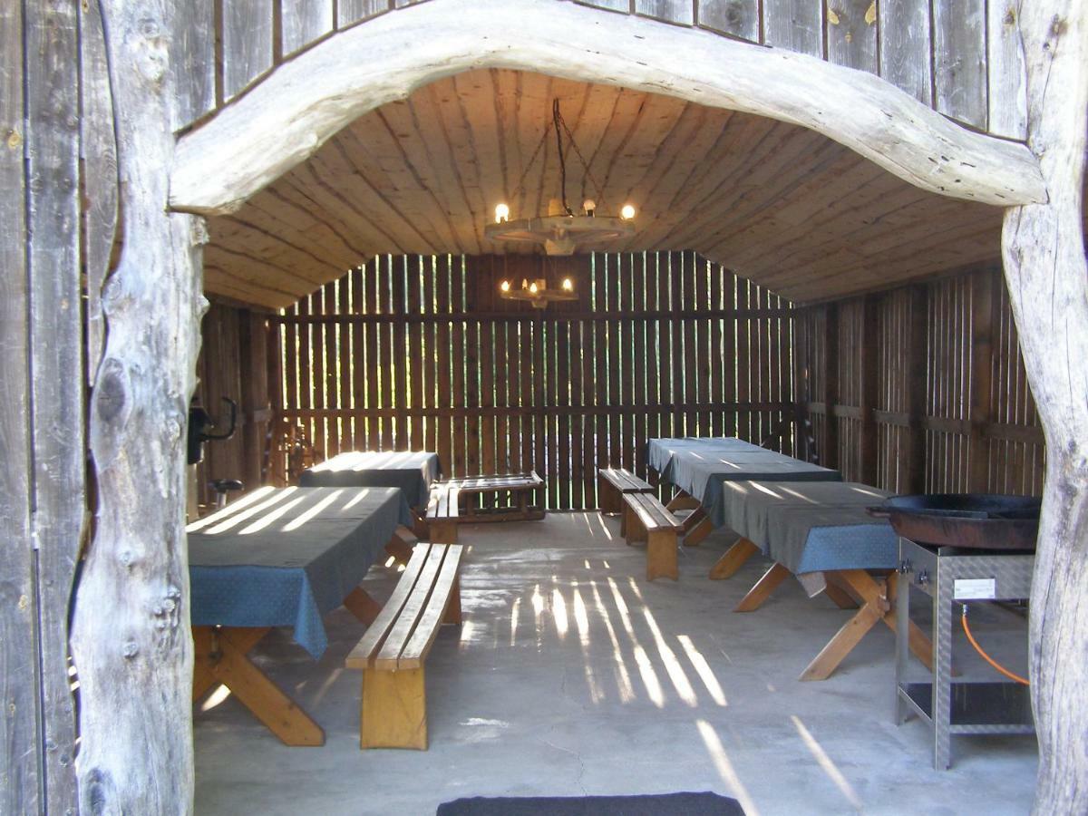 Kipi-Koovi Holiday Centre Buitenkant foto